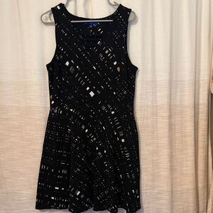 Apt. 9 Black and White Geometric Mini Dress